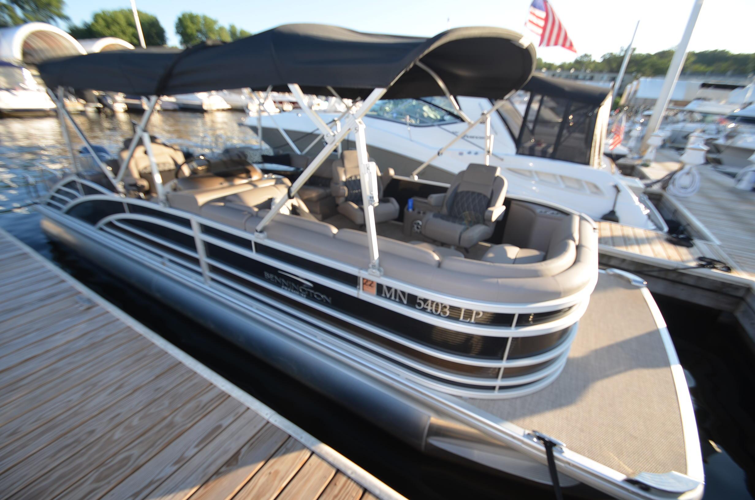 2017 Bennington 25 RCWCP
