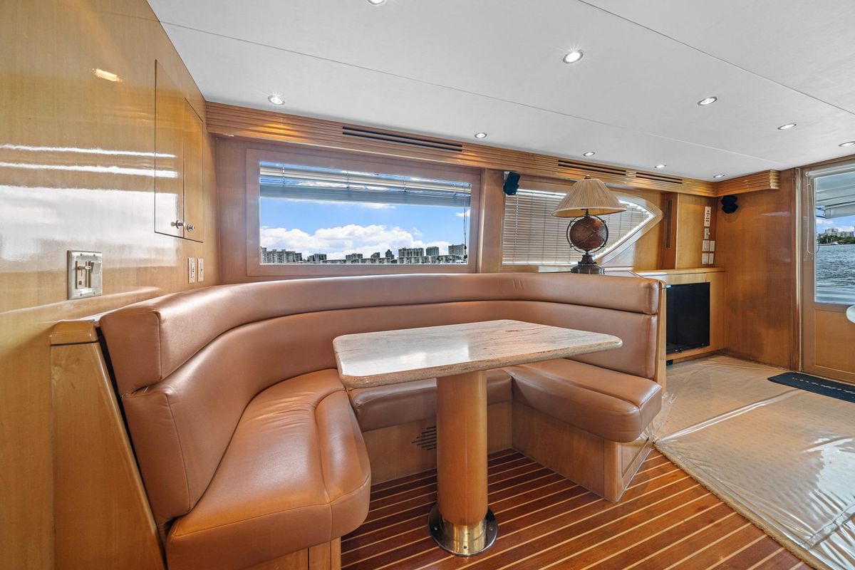 2002 Hatteras 60 