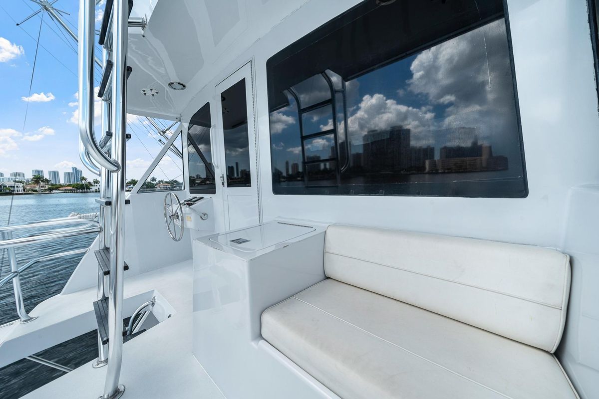 2002 Hatteras 60 
