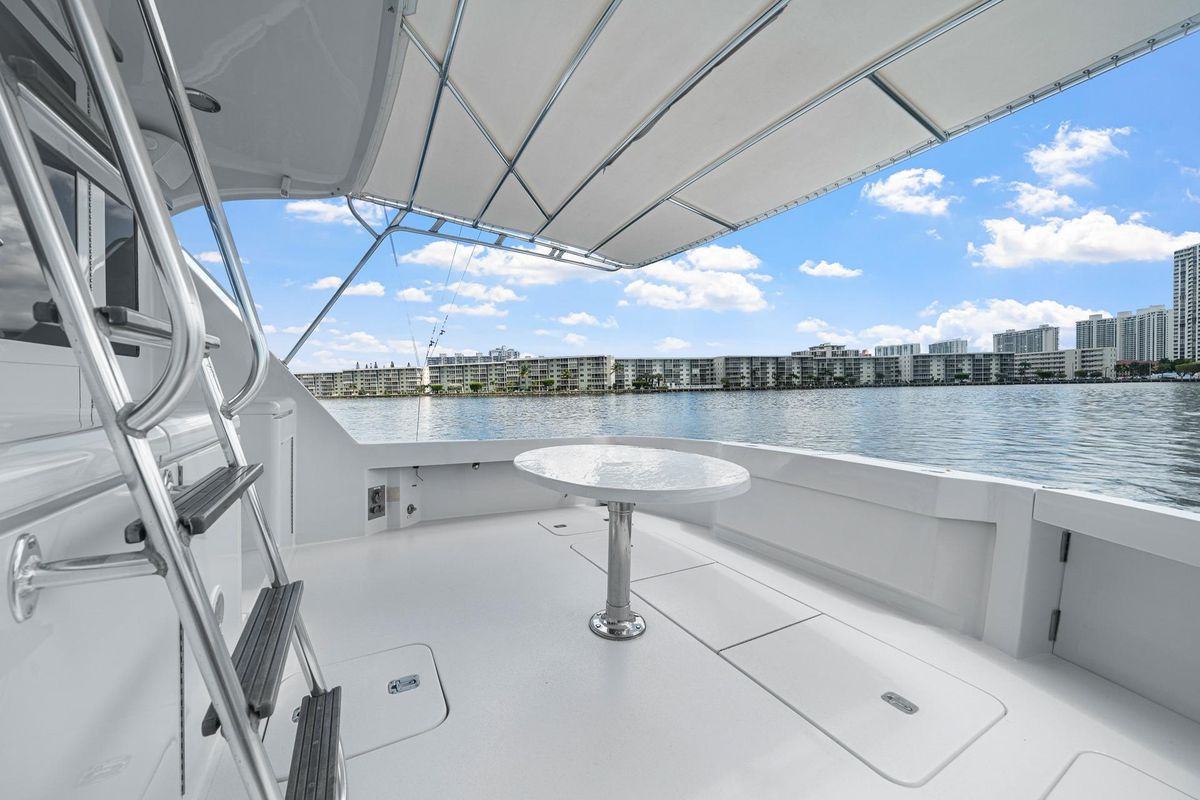 2002 Hatteras 60 