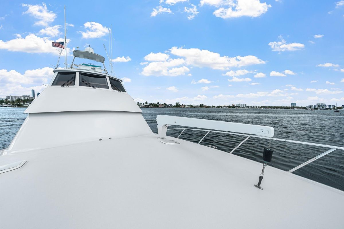 2002 Hatteras 60 