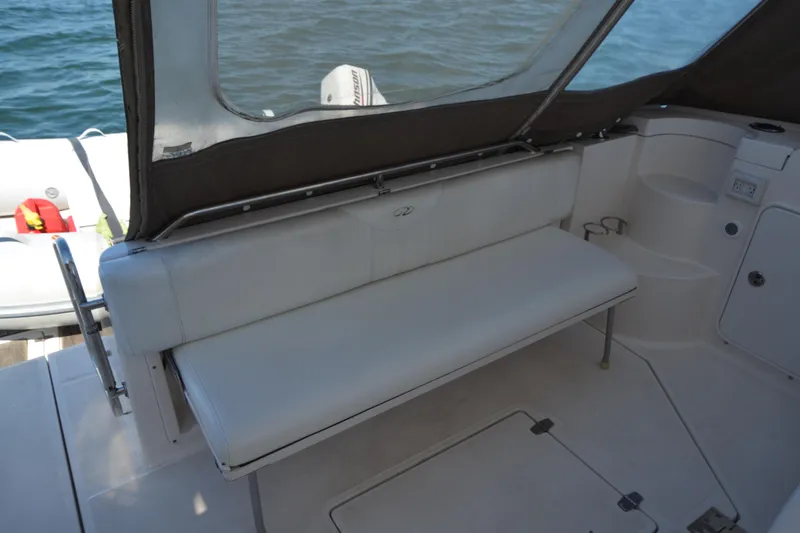  Yacht Photos Pics Cockpit Aft Seat