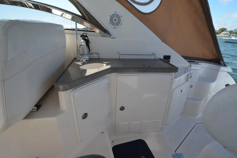  Yacht Photos Pics Helm Deck Wet Bar