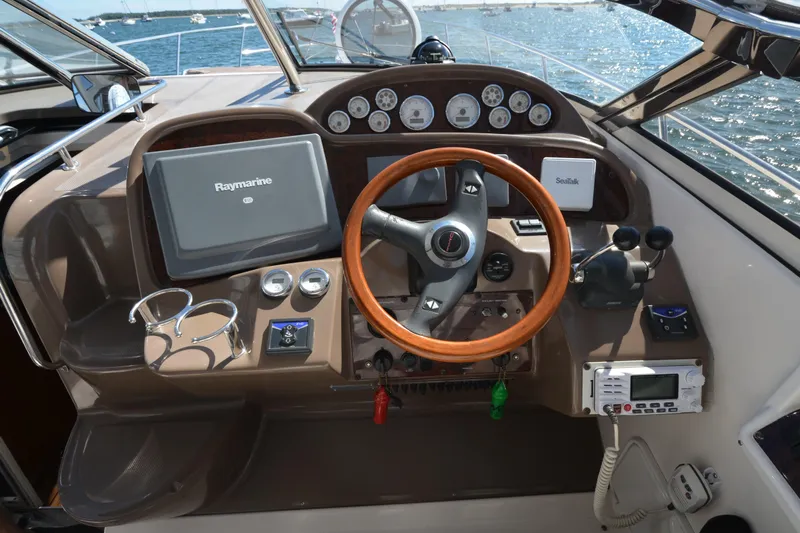  Yacht Photos Pics Helm