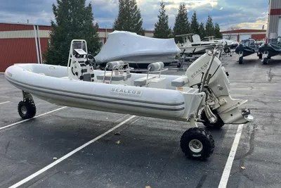 Sealegs 7.1m RIB