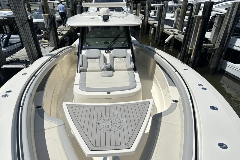 2024 Scout 425 Lxf Yacht Photos Pics 