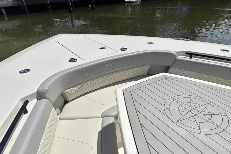 2024 Scout 425 Lxf Yacht Photos Pics 