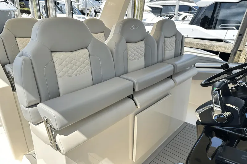 2024 Scout 425 Lxf Yacht Photos Pics 