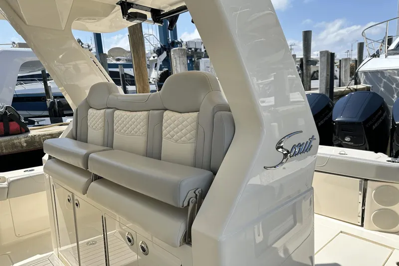 2024 Scout 425 Lxf Yacht Photos Pics 