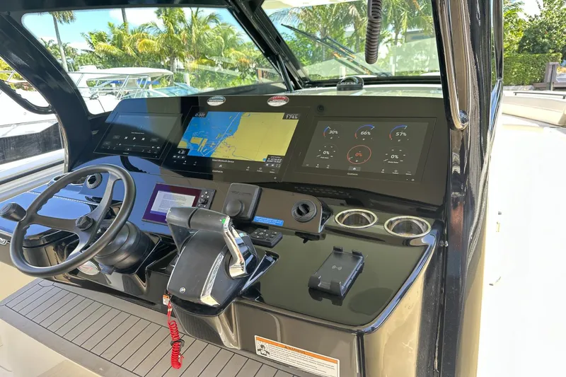 2024 Scout 425 Lxf Yacht Photos Pics 