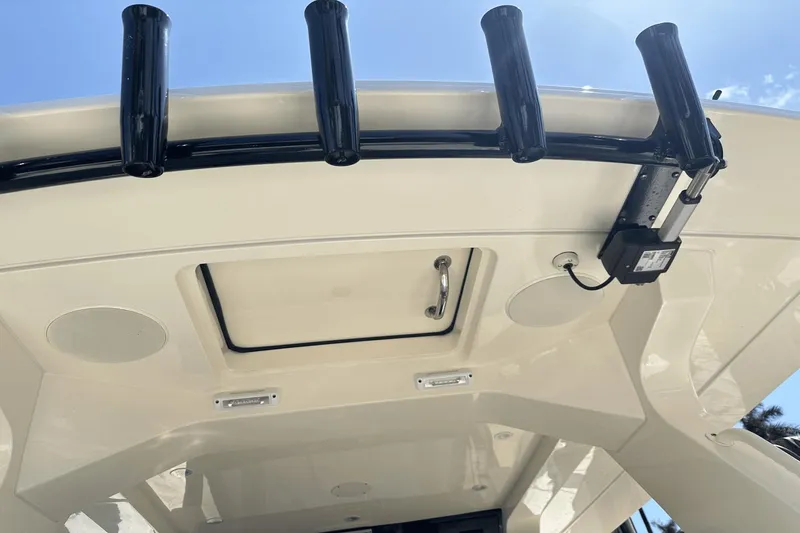 2024 Scout 425 Lxf Yacht Photos Pics 