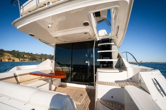  Yacht Photos Pics 2015 Sea Ray 510 Fly yacht deck with seating and ocean view.