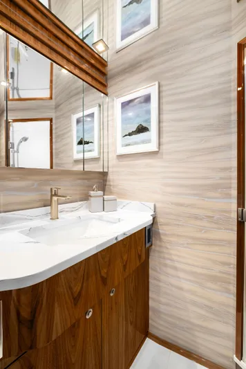 Two Miss Roni Yacht Photos Pics 