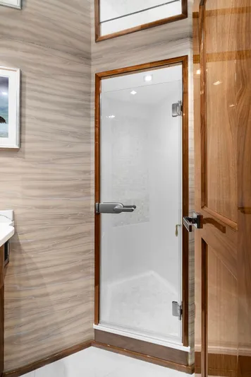 Two Miss Roni Yacht Photos Pics 