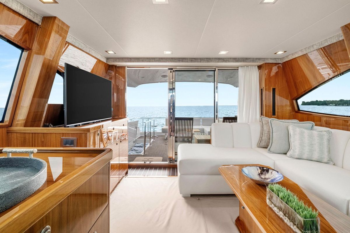 2022 Viking 75 