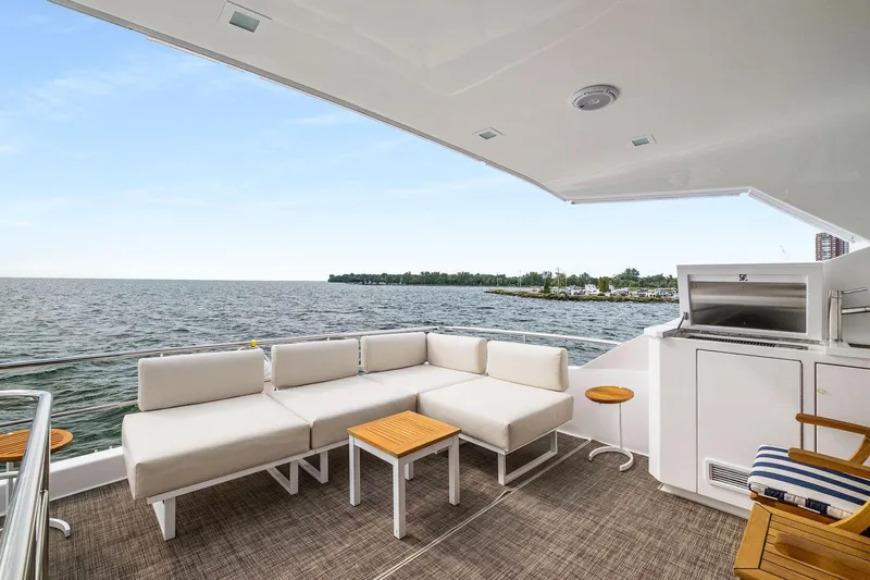 Two Miss Roni Yacht Photos Pics 