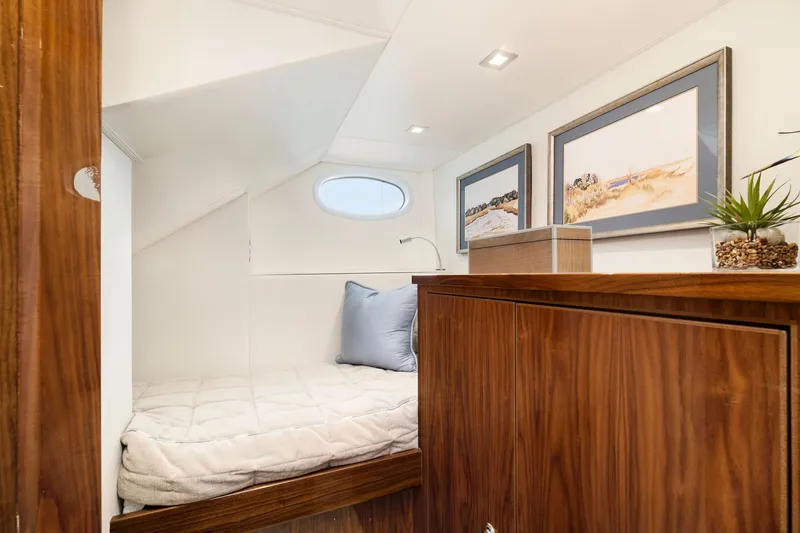 Two Miss Roni Yacht Photos Pics 