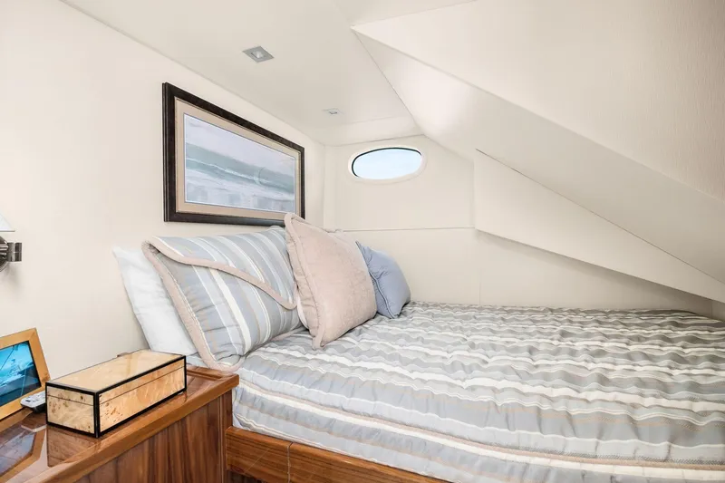 Two Miss Roni Yacht Photos Pics 