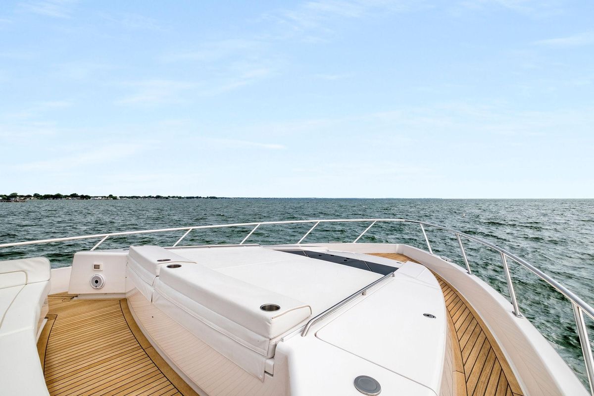 2022 Viking 75 