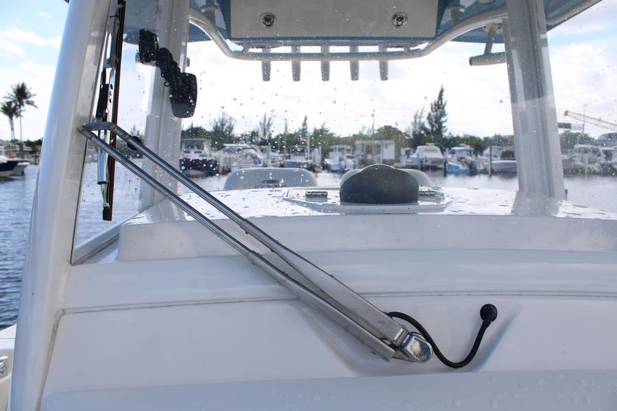 2022 Cobia 280 Center Console