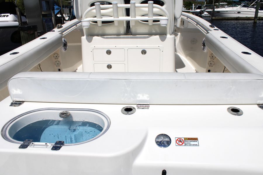 2022 Cobia 280 Center Console