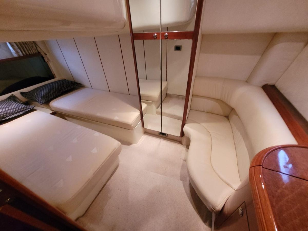2004 Fairline 45 