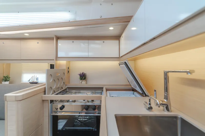 In Stock #295 Yacht Photos Pics 