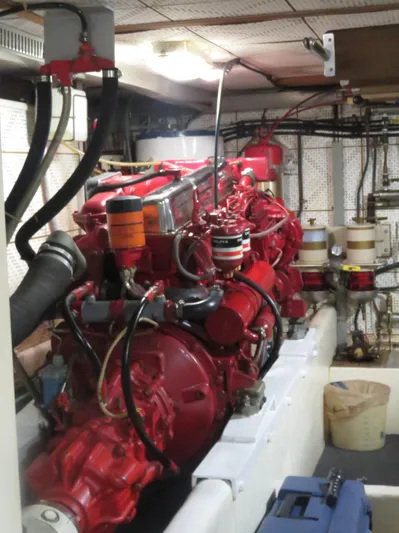 Patient Lady Yacht Photos Pics Engine room of 1987 DeFever 49 Pilothouse.