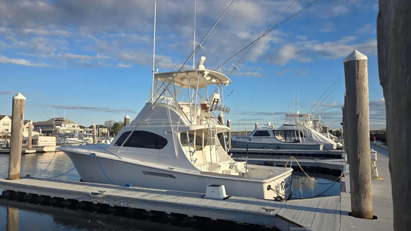 Rack Em Up Yacht Photos Pics 2008 Ocean 37 Billfish port slip view