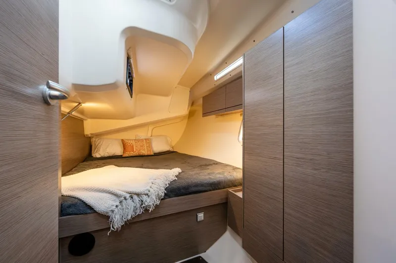 Hanse 418 #288 Ana Yacht Photos Pics 