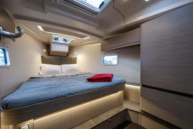 Hanse 418 #288 Ana Yacht Photos Pics 