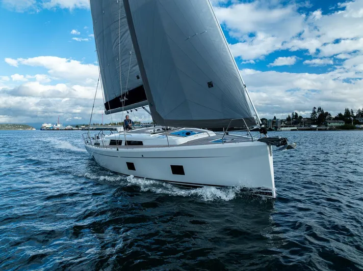 Hanse 418 #288 Ana Yacht Photos Pics 