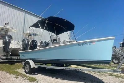 Intruder ISLAND CLASSIC 17