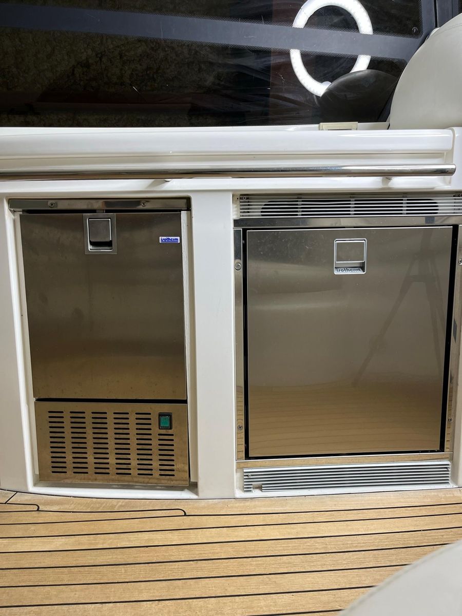 2002 Sunseeker 61 
