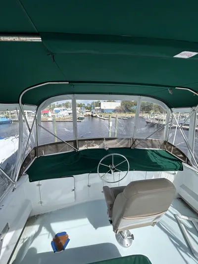 Nepenthe Yacht Photos Pics 