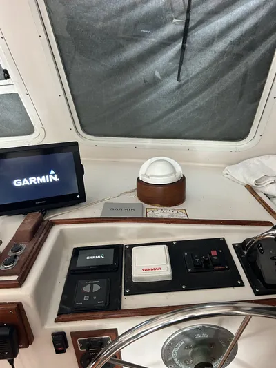 Nepenthe Yacht Photos Pics 