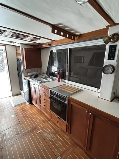 Nepenthe Yacht Photos Pics 