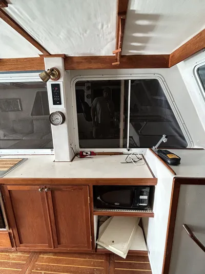 Nepenthe Yacht Photos Pics 