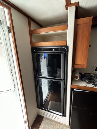 Nepenthe Yacht Photos Pics 