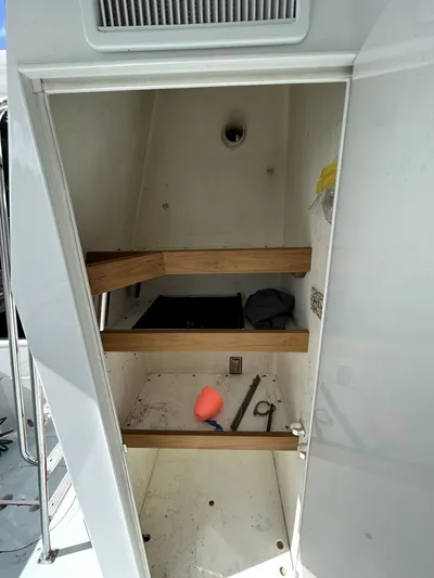 Nepenthe Yacht Photos Pics 