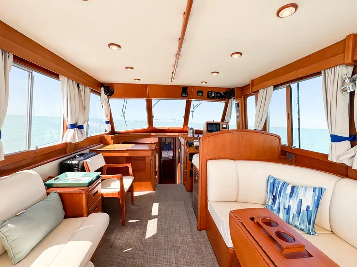 Maravida Yacht Photos Pics 