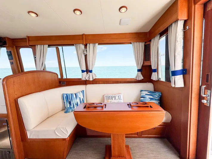 Maravida Yacht Photos Pics 