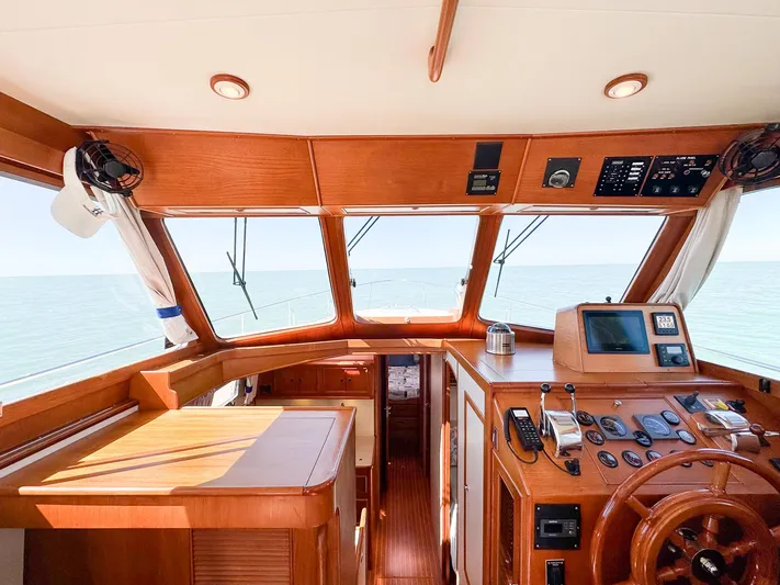 Maravida Yacht Photos Pics 