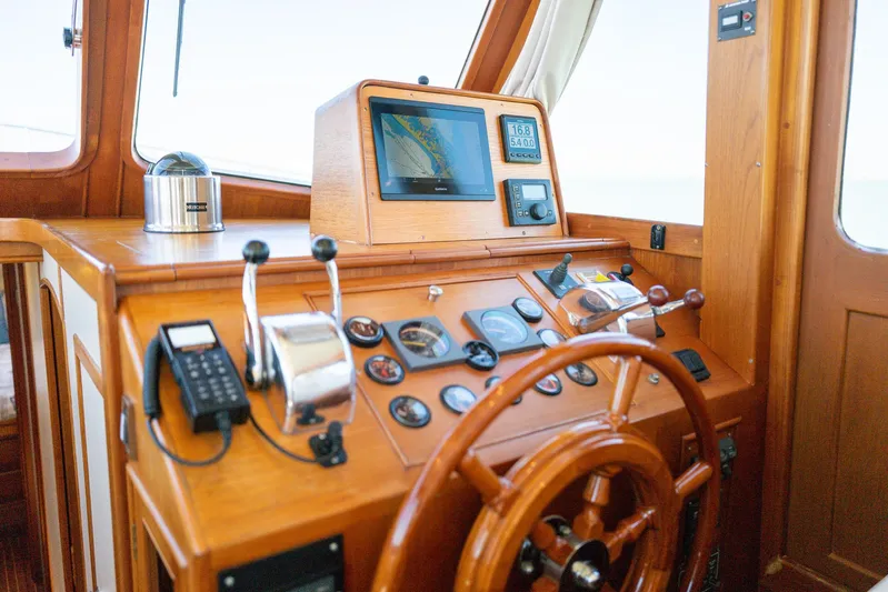 Maravida Yacht Photos Pics 