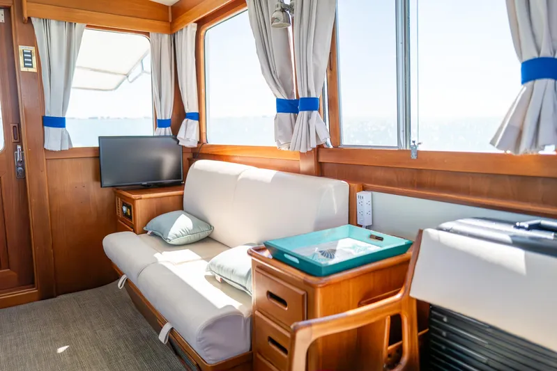 Maravida Yacht Photos Pics 