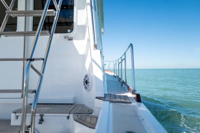 Maravida Yacht Photos Pics 