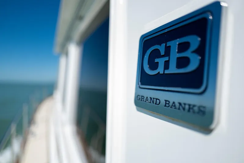 Maravida Yacht Photos Pics 