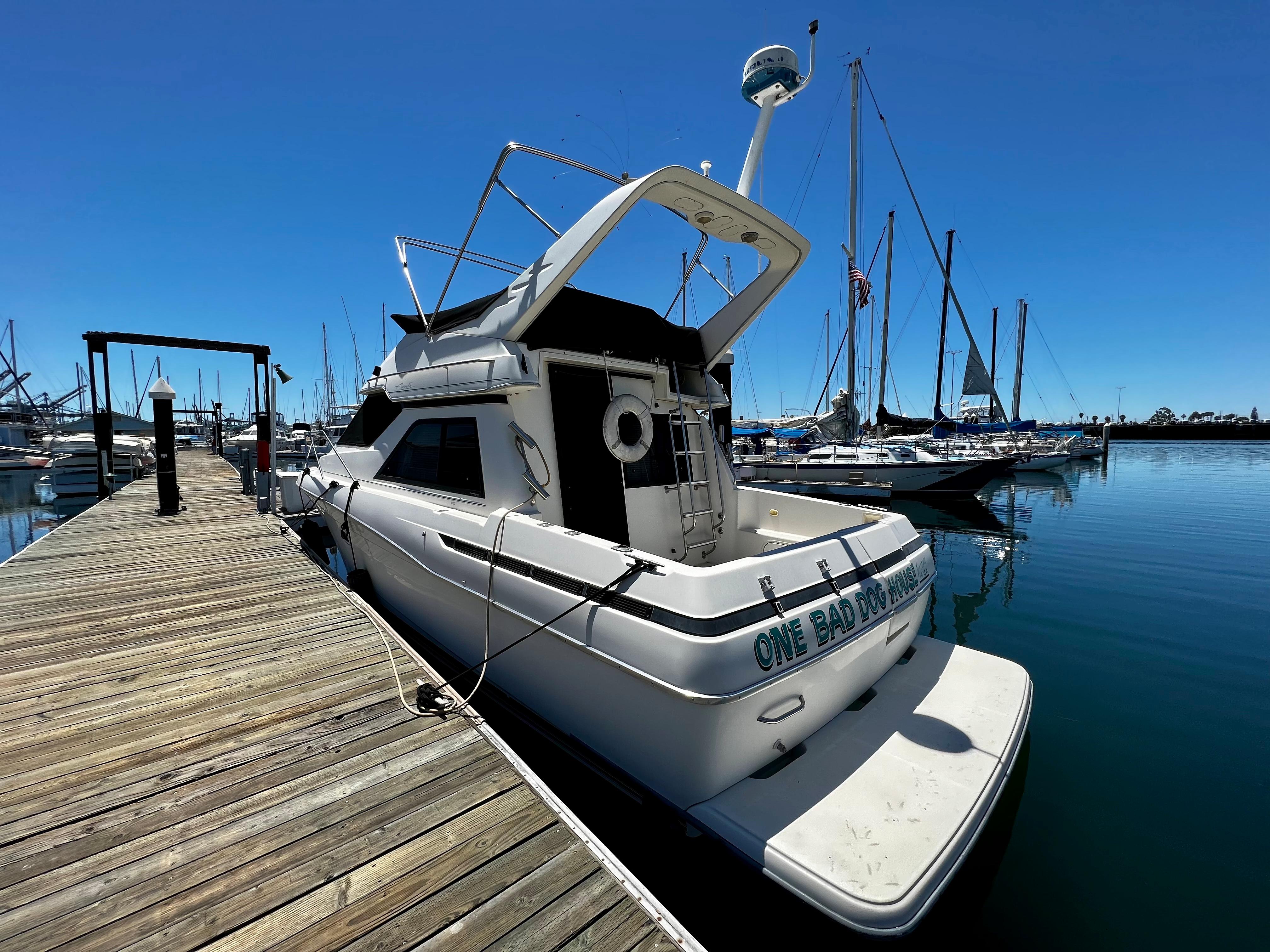 1997 Bayliner 3488 Avanti Motor Yachts for sale YachtWorld