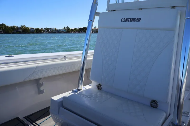  Yacht Photos Pics 2007 Contender 33 Tournament boat seat with ocean view.
