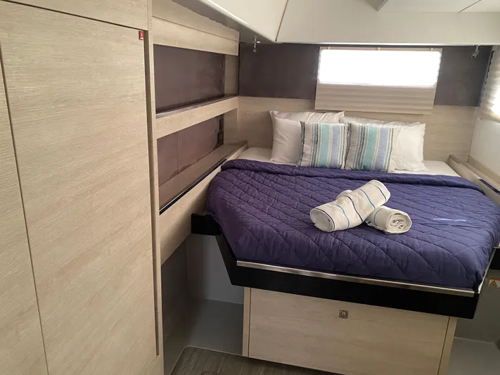 Gone Sailabout Yacht Photos Pics 